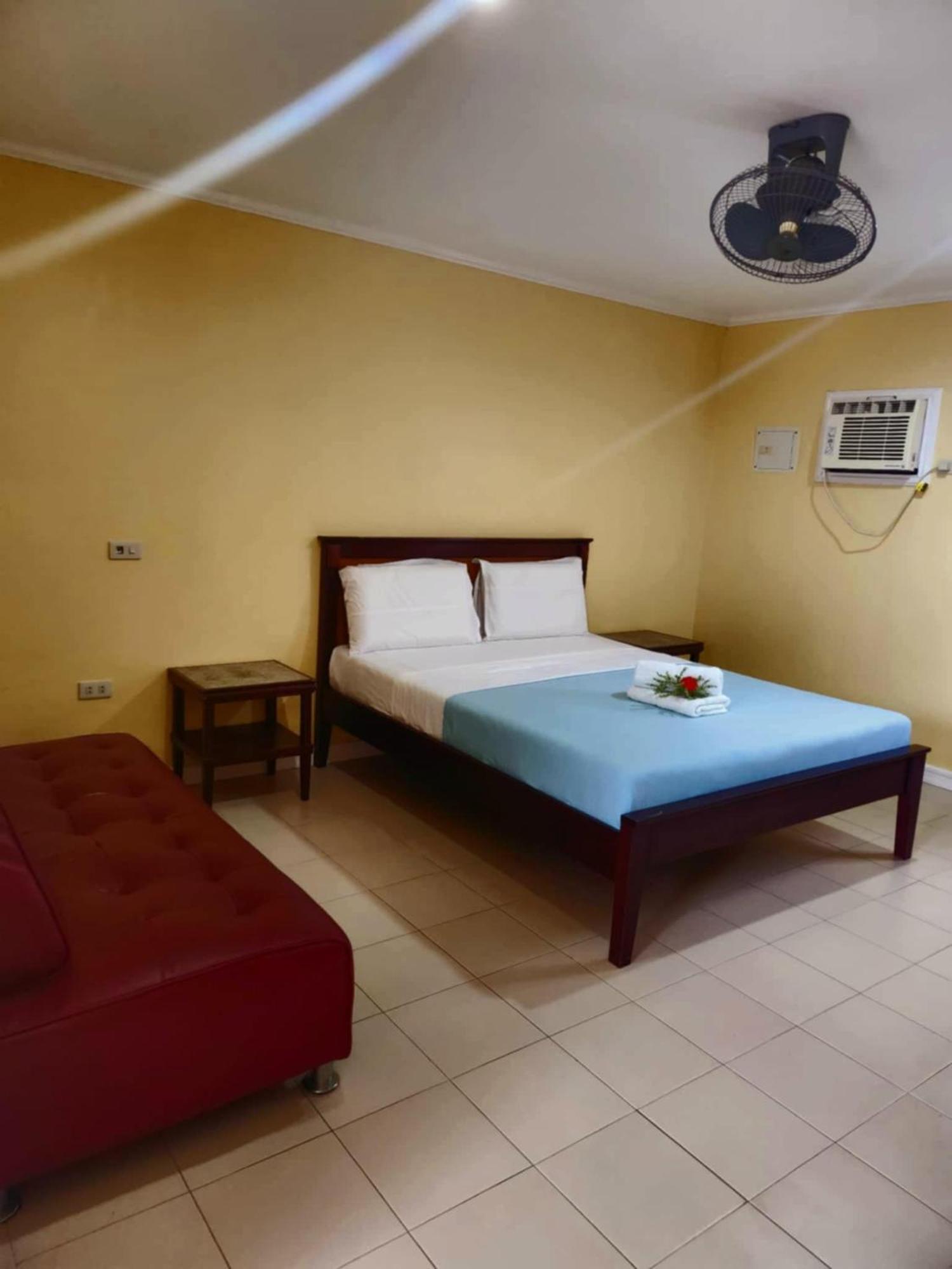 Villa Del Pueblo Inn Đảo Đảo Panglao Ngoại thất bức ảnh