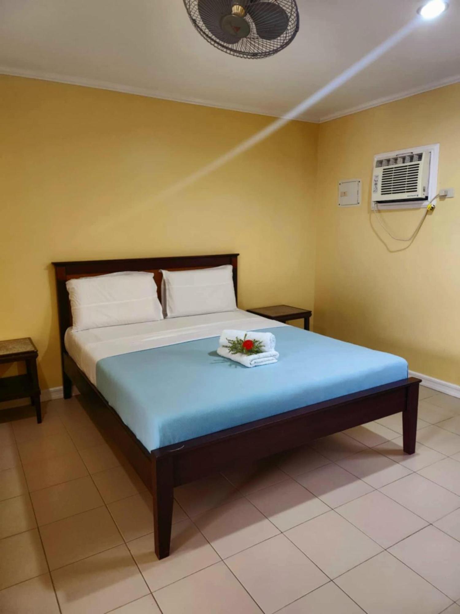 Villa Del Pueblo Inn Đảo Đảo Panglao Ngoại thất bức ảnh